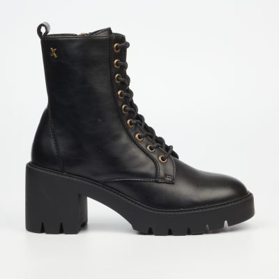 Street 1 - Black